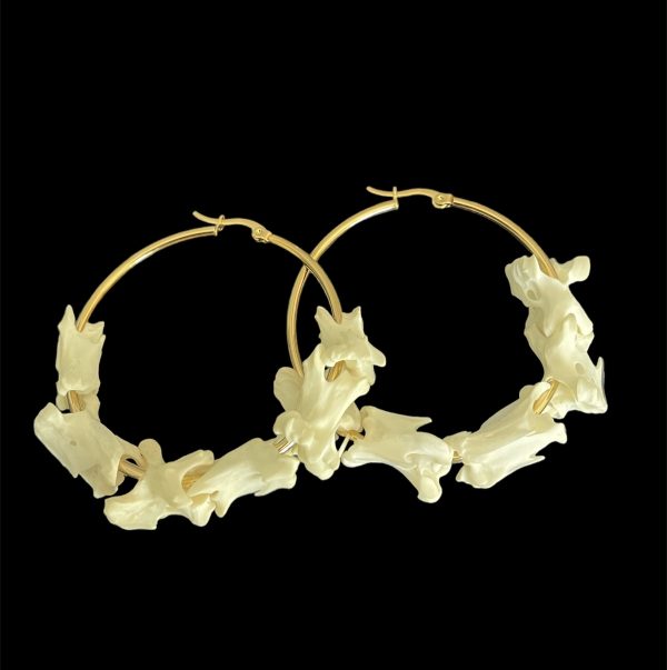 bone oorbellen groot goudkleur