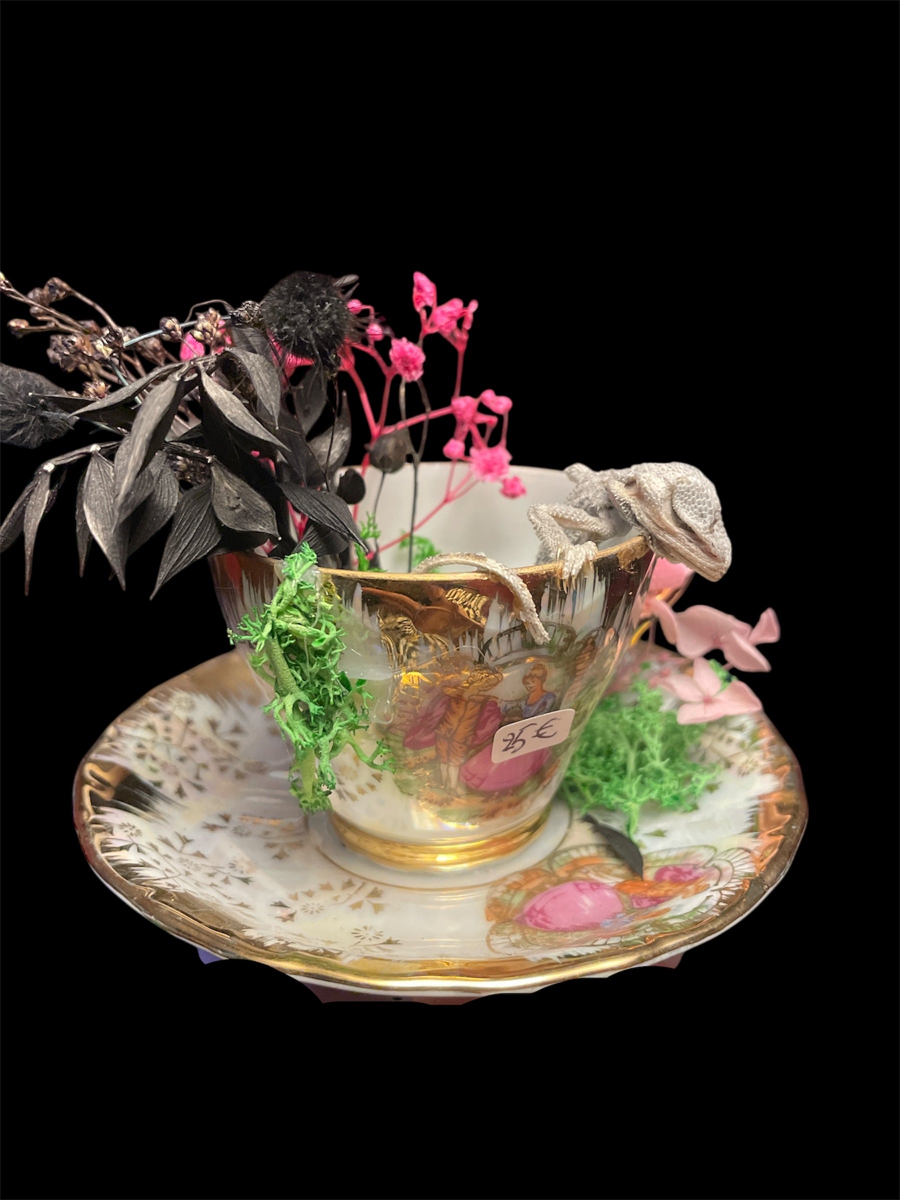 theekopje bloemen luipaardgekko