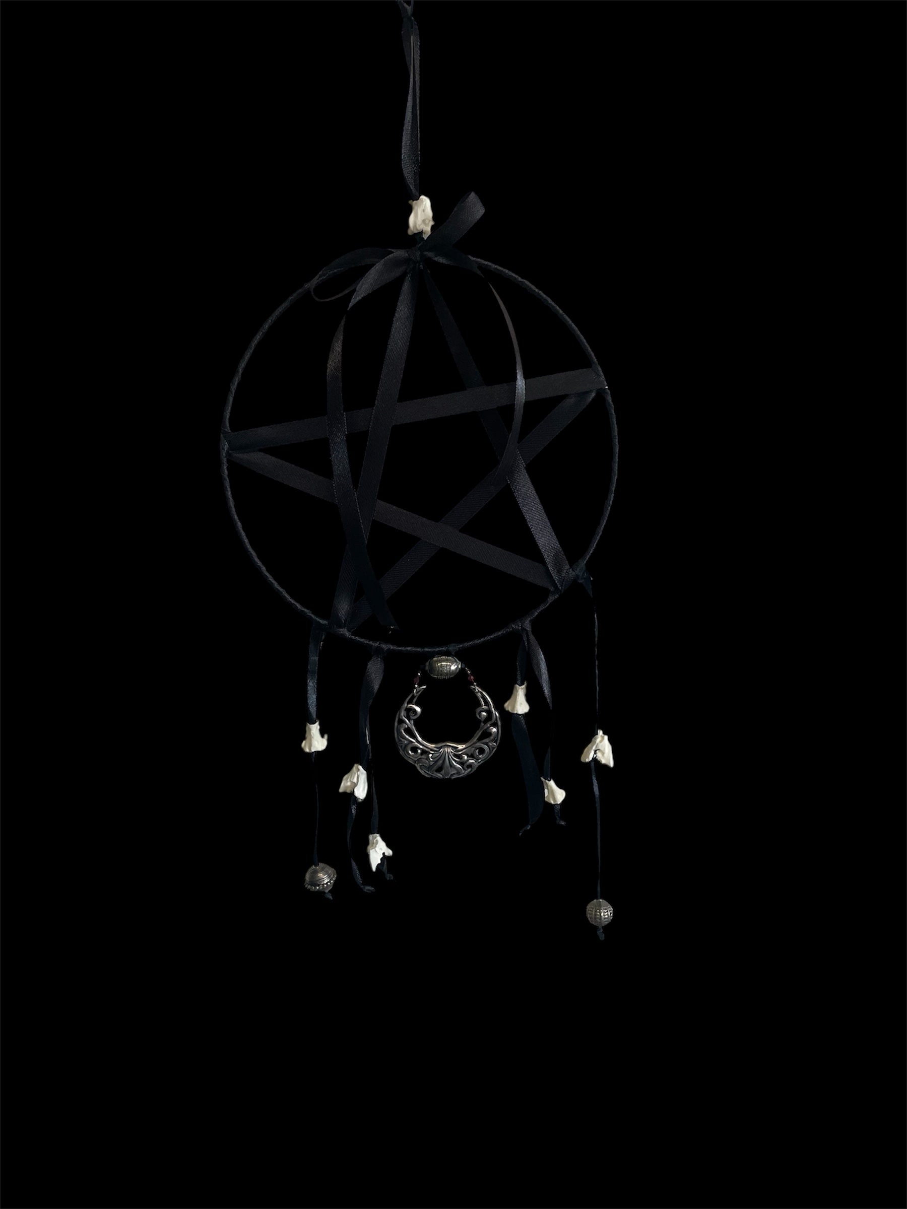 Skull totem - Brynja S