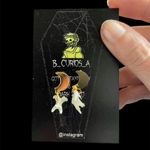 bone oorbellen goudkleur maan